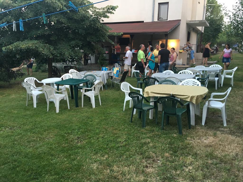 Villa Velika - Slavi المظهر الخارجي الصورة